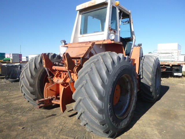 CASE IH 2470 TRACTOR FWA/4WD