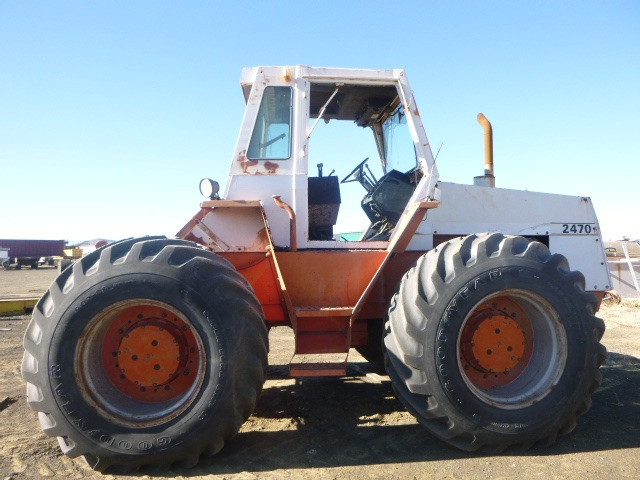 CASE IH 2470 TRACTOR FWA/4WD