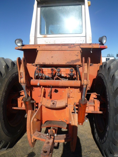 CASE IH 2470 TRACTOR FWA/4WD