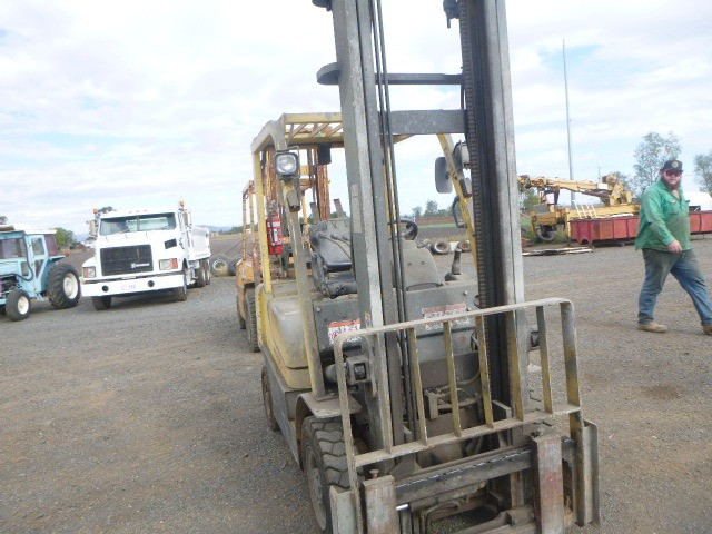 HYSTER 2.5DX FORKLIFT LPG / PETROL COUNTERBALANCE