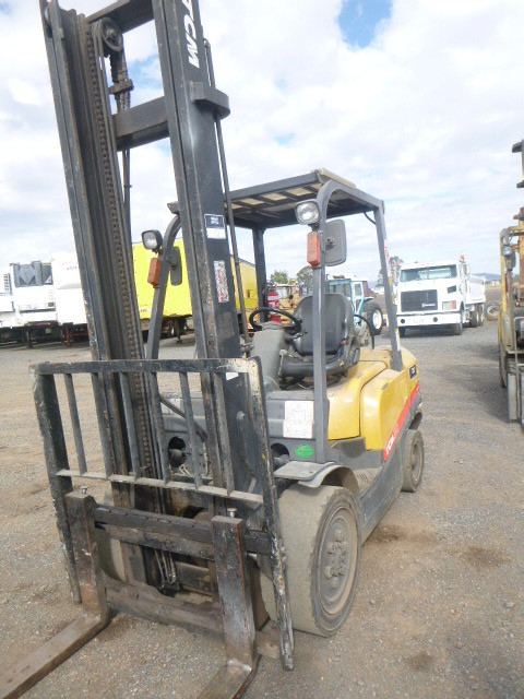 TCM FHG30 FORKLIFT