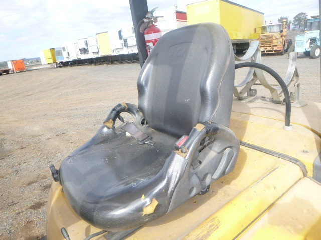 TCM FHG30 FORKLIFT