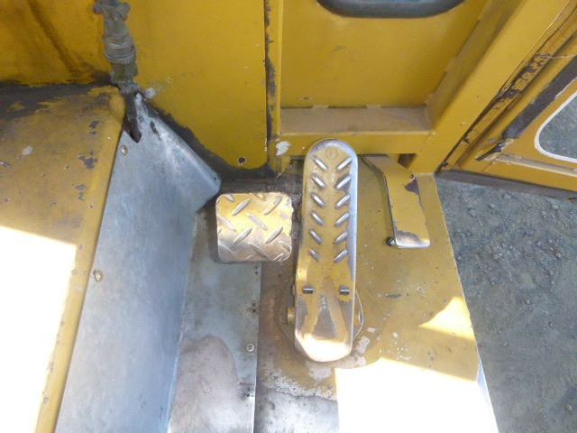 1986 GRIERSON MOBILE TRACTOR CRANE