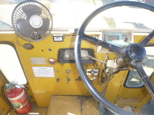 1986 GRIERSON MOBILE TRACTOR CRANE