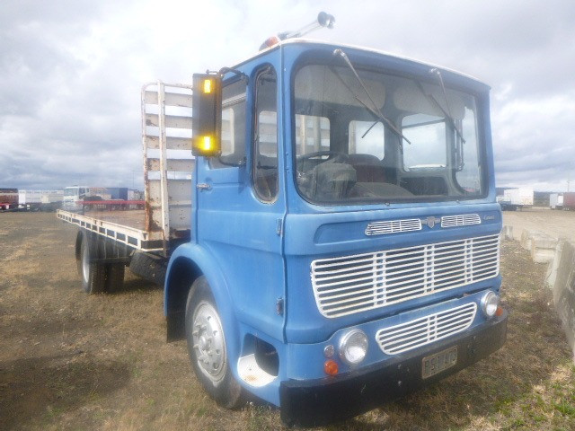 1969 LEYLAND COMET 410 TRAY TRUCK
