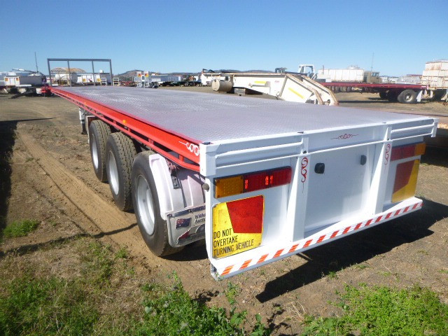 2009 SOUTHERN CROSS 45FT FLAT TOP TRAILER