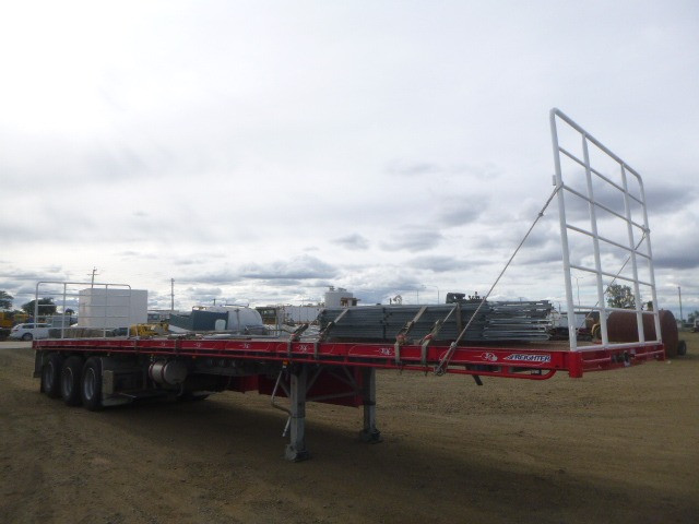 2016 MAXITRANS FLAT TOP TRAILER