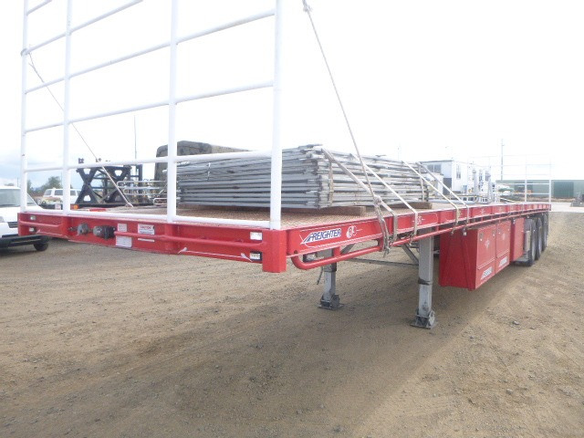 2016 MAXITRANS FLAT TOP TRAILER
