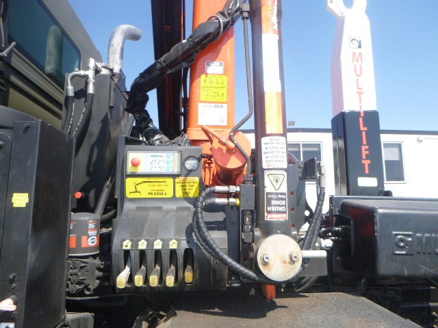 2014 RENAULT KERAX CRANE TRUCK
