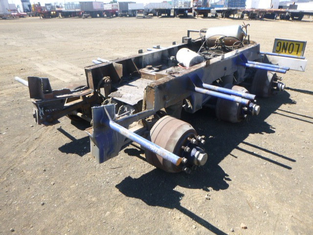 CUSTOM PARTS TRAILER TRI-AXLE SUSPENSION