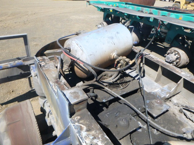 CUSTOM PARTS TRAILER TRI-AXLE SUSPENSION