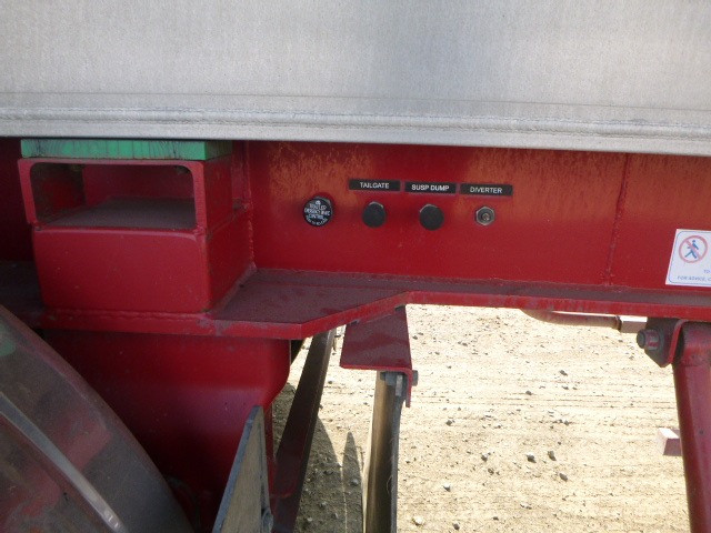 2009 LUSTY SEMI EMS CHASSIS TIPPER TRAILER