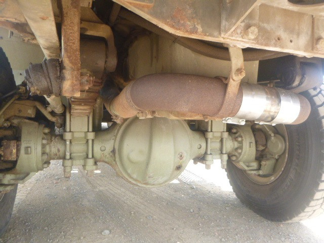 1982 MACK R 6X6 CARGO TRUCK MACK R 6X6 CARGO TRUCK TRUCK TRAY