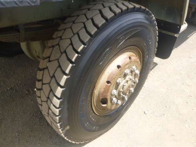 1982 MACK R 6X6 CARGO TRUCK MACK R 6X6 CARGO TRUCK TRUCK TRAY