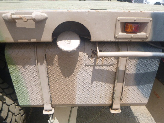 1982 MACK R 6X6 CARGO TRUCK MACK R 6X6 CARGO TRUCK TRUCK TRAY
