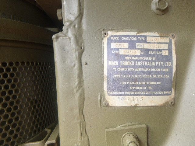 1982 MACK R 6X6 ARMY CARGO TRUCK