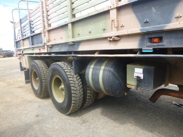 1982 MACK R 6X6 ARMY CARGO TRUCK