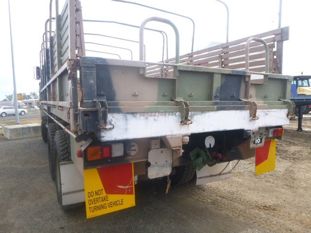 1982 MACK R 6X6 ARMY CARGO TRUCK