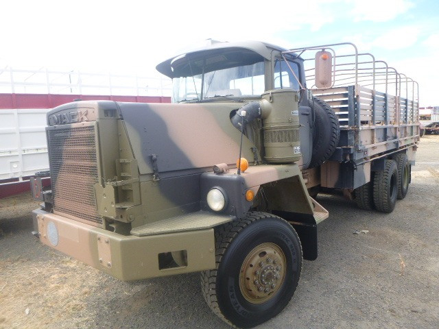 1982 MACK R 6X6 ARMY CARGO TRUCK