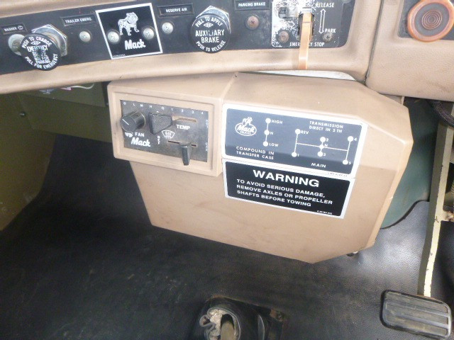 1982 MACK R 6X6 ARMY CARGO TRUCK
