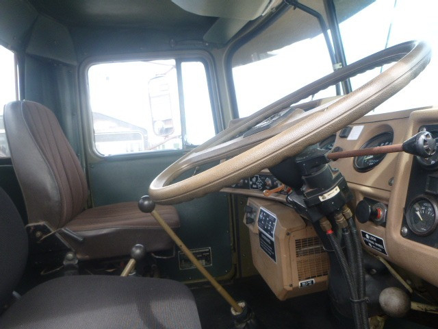 1982 MACK R 6X6 ARMY CARGO TRUCK