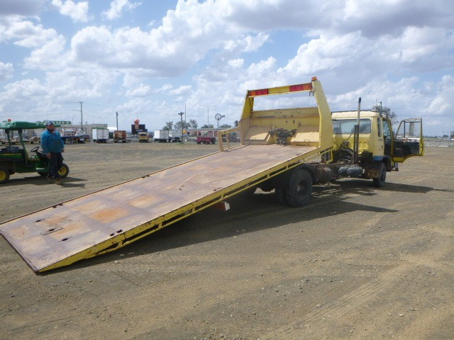 1987 INTERNATIONAL CMA SERIES TILT AND SLIDE TOW TRUCK TRUCK TOW