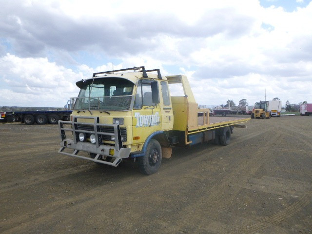 1987 INTERNATIONAL CMA SERIES TILT AND SLIDE TOW TRUCK TRUCK TOW