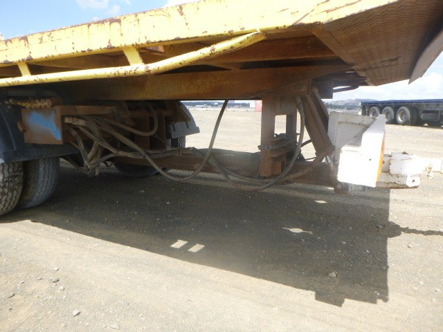 1987 INTERNATIONAL CMA SERIES TILT AND SLIDE TOW TRUCK TRUCK TOW