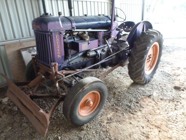 1949 FORDSON MAJOR FORDSON MAJOR TRACTOR TRACTOR 2WD