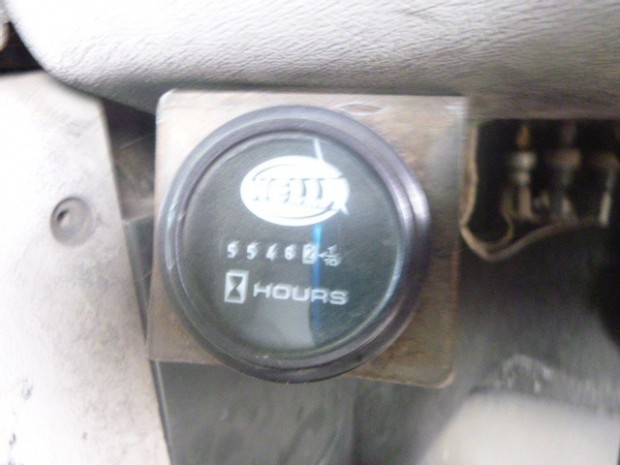 2004 MACK CHR TRI DRIVE 200T RATED MANUAL PRIMEMOVER