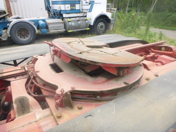 2004 MACK CHR TRI DRIVE 200T RATED MANUAL PRIMEMOVER