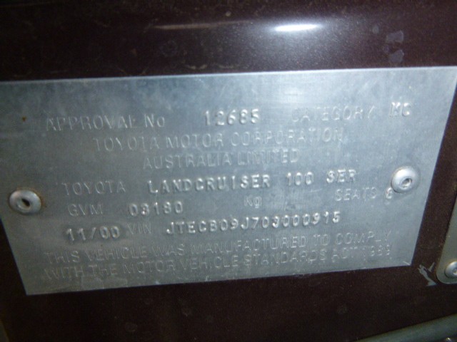 2000 TOYOTA LAND CRUISER NZJ105 LIGHT COMMERCIAL WAGON