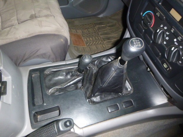 2000 TOYOTA LAND CRUISER NZJ105 LIGHT COMMERCIAL WAGON