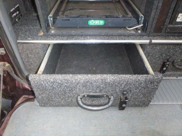 2000 TOYOTA LAND CRUISER NZJ105 LIGHT COMMERCIAL WAGON