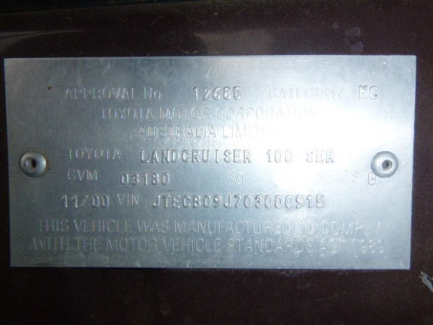 2000 TOYOTA LAND CRUISER NZJ105 LIGHT COMMERCIAL WAGON