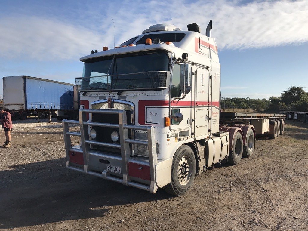 2001 KENWORTH K104 KENWORTH K104 PRIME MOVER TRUCK MANUAL PRIMEMOVER