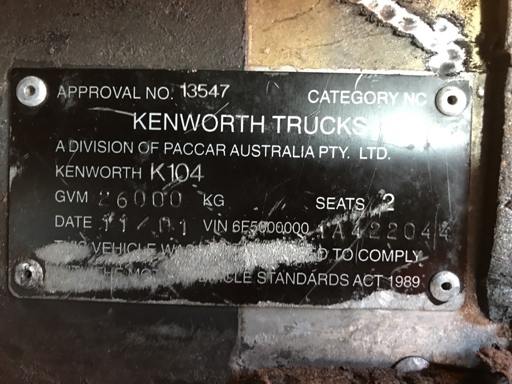 2001 KENWORTH K104 KENWORTH K104 PRIME MOVER TRUCK MANUAL PRIMEMOVER