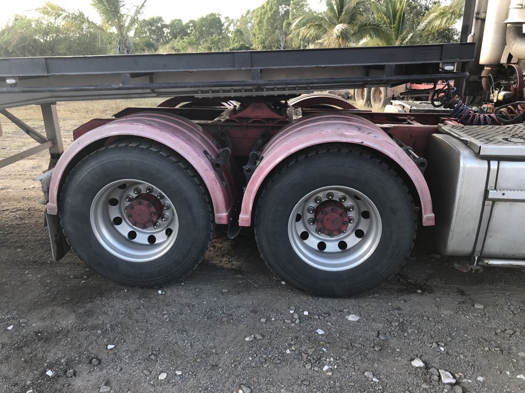 2001 KENWORTH K104 KENWORTH K104 PRIME MOVER TRUCK MANUAL PRIMEMOVER