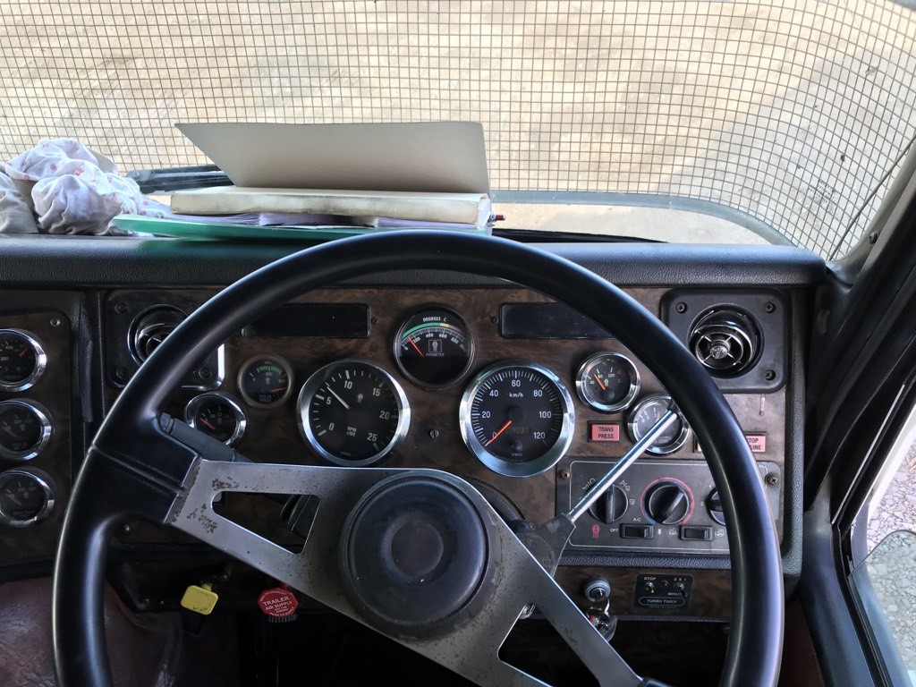 2001 KENWORTH K104 KENWORTH K104 PRIME MOVER TRUCK MANUAL PRIMEMOVER