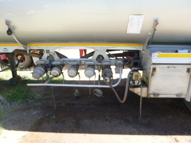 1989 HOCKNEY ALCAN SEMI TANKER TRAILER