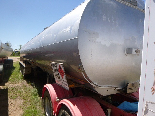 1989 HOCKNEY ALCAN SEMI TANKER TRAILER