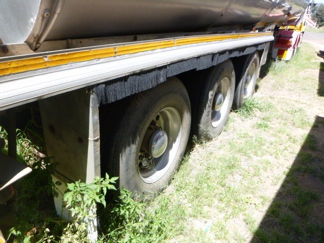 1989 HOCKNEY ALCAN SEMI TANKER TRAILER