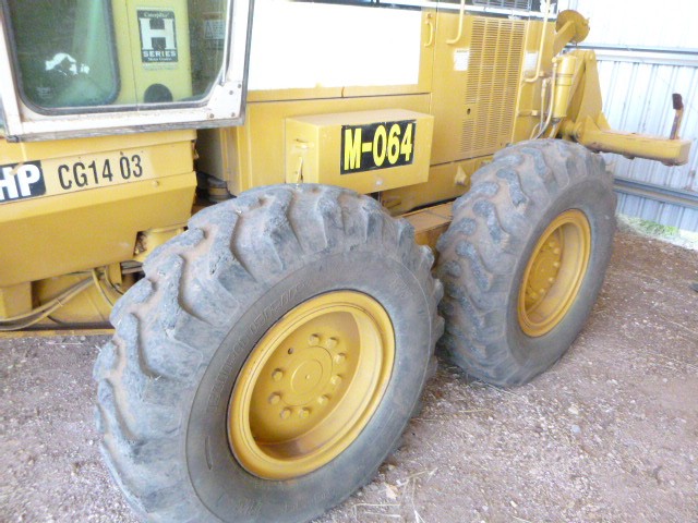 2000 CATERPILLAR 140H VHP ARTIC GRADER