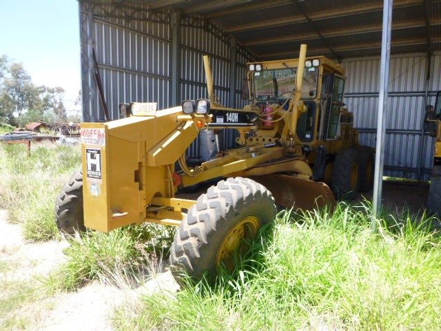 2000 CATERPILLAR 140H VHP ARTIC GRADER