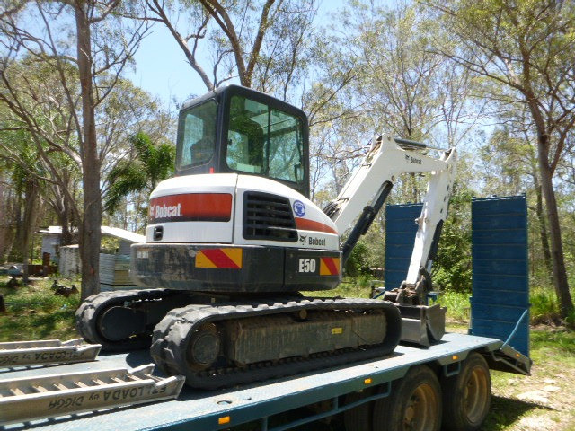 2015 BOBCAT E50 EXCAVATOR