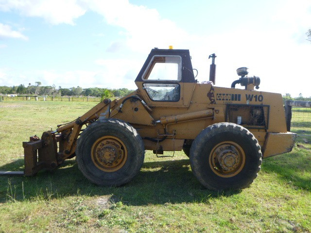 1975 CASE W10 FRONT END LOADER