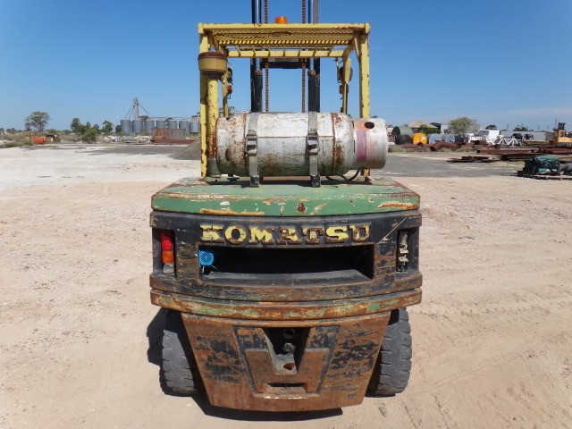 KOMATSU FG40-4 LPG / PETROL COUNTERBALANCE FORKLIFT 