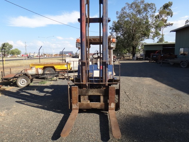 1989 LINDE H30 3 TONNE FORKLIFT