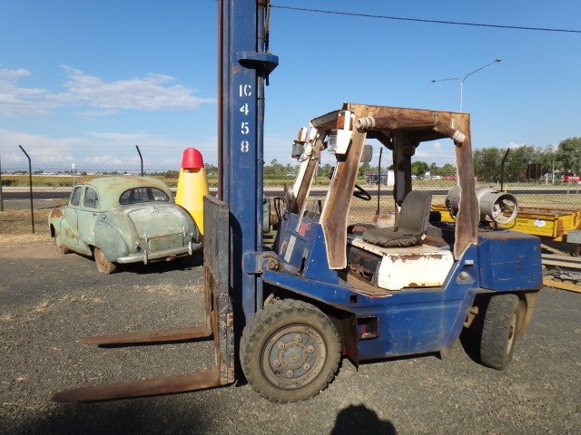 1989 LINDE H30 3 TONNE FORKLIFT