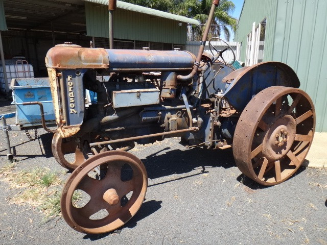 FORDSON MAJOR TRACTOR